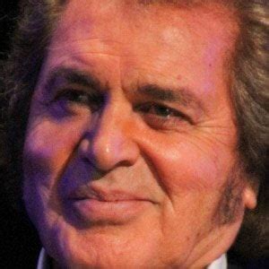 Engelbert Humperdinck - Net Worth 2025, Age, Height, Bio, Birthday