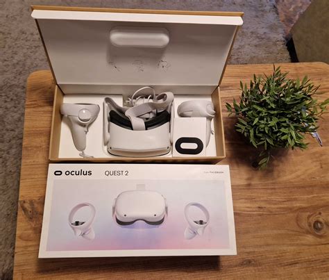 VR очила Oculus Quest 2 гр. Велико Търново Акация • OLX.bg