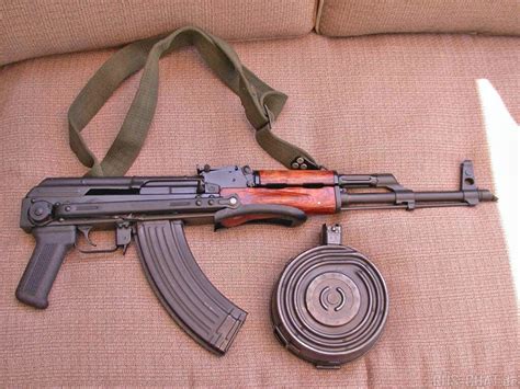 Картинки Автоматы Калашников военные