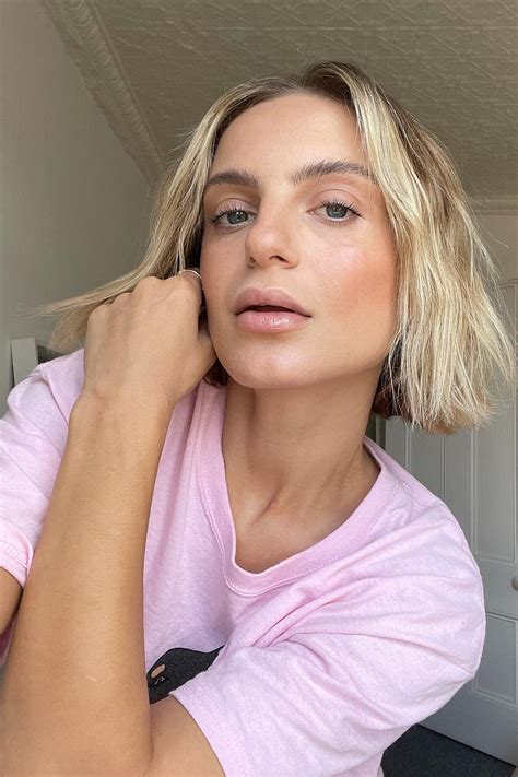 What Makes Sensualsunshine Different? OnlyFans Experts Weigh In - azi44n0