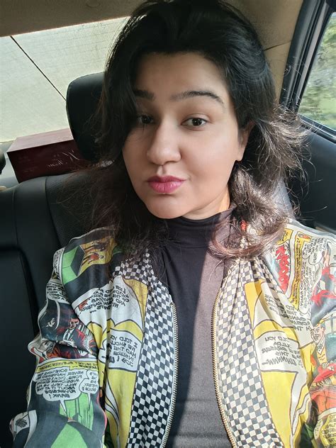 Zayna Murtaza – Medium