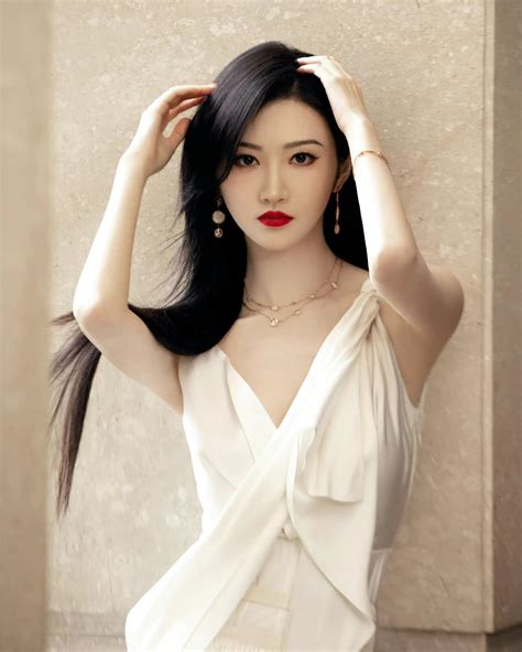 Sexy photos of Jing Tian - iMedia