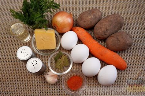 Рецепт: Овощной суп с яйцами и сыром на RussianFood.com