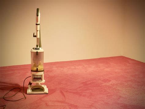 Ivanka vacuuming & Why throwing her crumbs makes you feel powerful