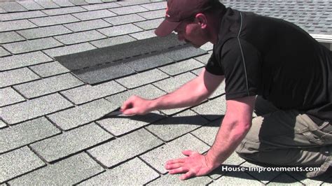 How To Replace One Shingle [3-tab style] - YouTube