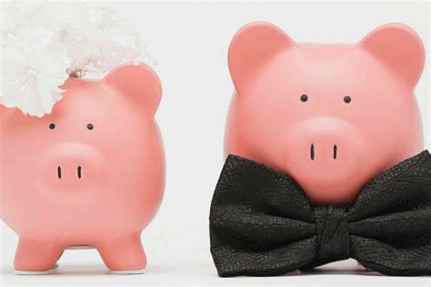 couples manage finances millennial boss