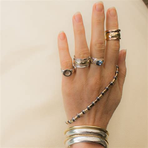 Handmade Israeli Jewellery l Contemporary Israeli Jewellery