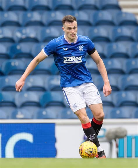 Rangers-daft porn star Lana Wolf offers to perform sex act on George