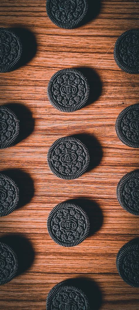 HD oreo cookies wallpaper by daniellefoto