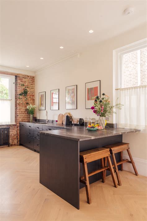 Maple, London, SE20 - DBL Fronted Location - SHOOTFACTORY