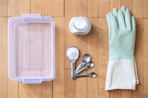 How to Clean Soot Off of Walls