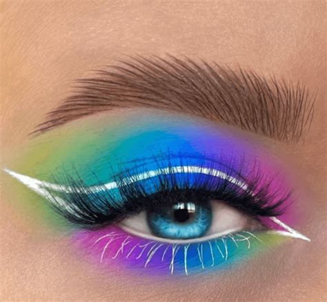 31 Stunning And Colourful Eyeshadow looks Inspiration.