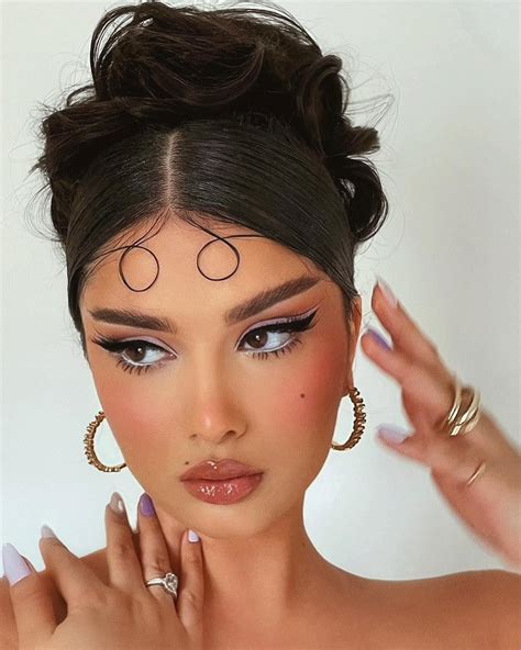 ideas de baddie latina makeup  te inspiraran  sacar tu lado mas