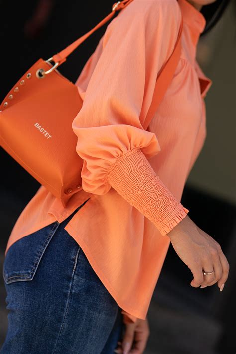Odzież, ubrania damskie, streatwear, hurtownia online, modne, producent ...