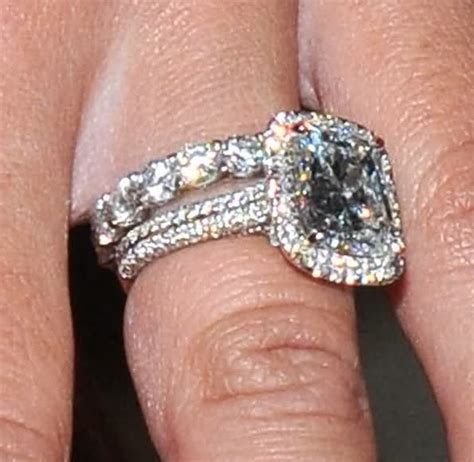 Danielle Jonas' beautiful engagement ring. | Celebrity engagement rings ...