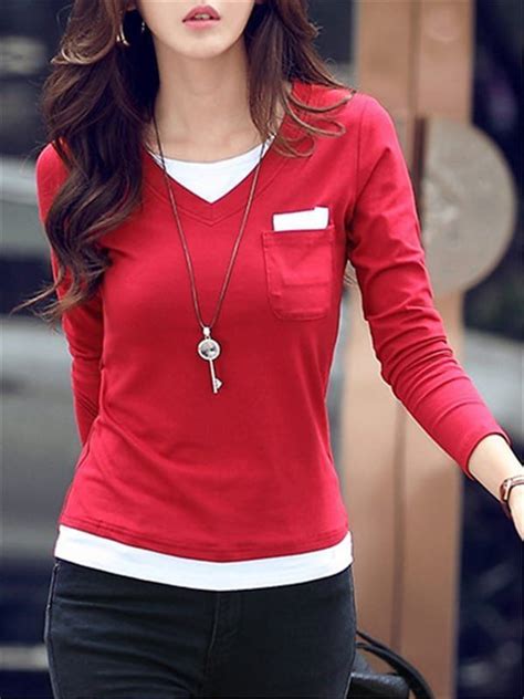 Red shirt | T shirts for women, Trendy fashion women, Clothes for women