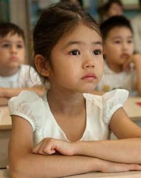 students  taught   manage  money