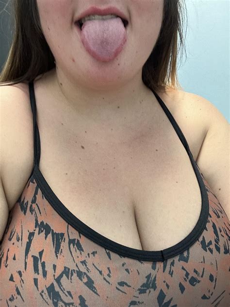 Give me some challenges for work tonight :) 😘😘 : r/HotwifeChallenges