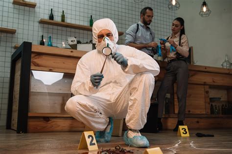 Forensics Experts Uncover Shocking Truth About Gabriel Kuhn Crime Scene Image 2