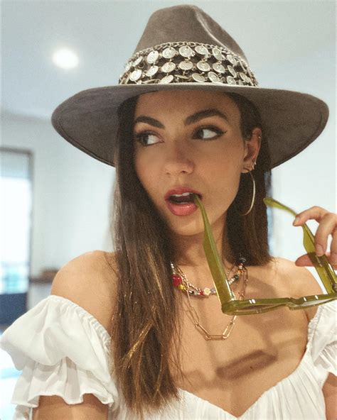 Victoria Justice (victoriajustice) Nude OnlyFans Leaks (12 Photos) | #