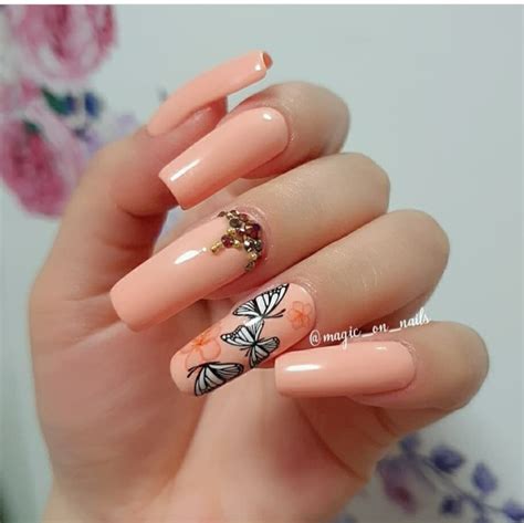 20+ Ways To Design Your Nails With Nail Stickers - The Glossychic