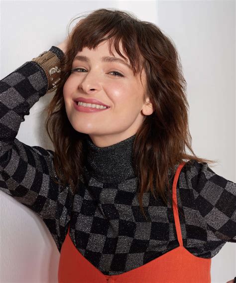 Download Ashleigh Cummings Smiling Portrait Wallpaper | Wallpapers.com