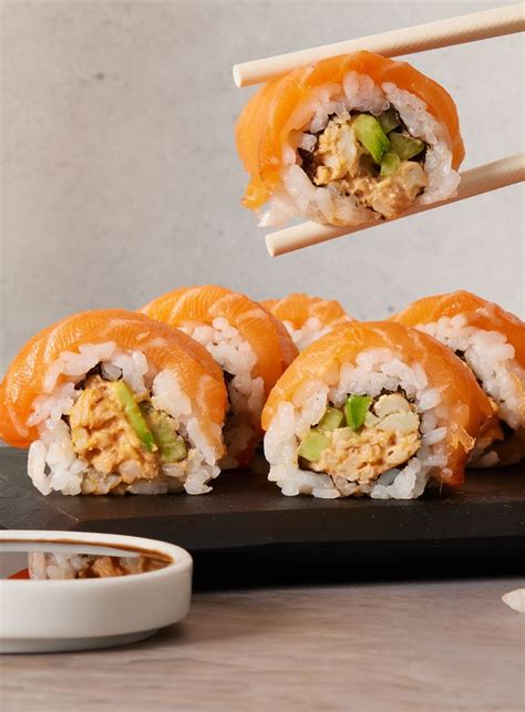 Best Alaska Roll Recipes - How To Make Easy Alaska Rolls