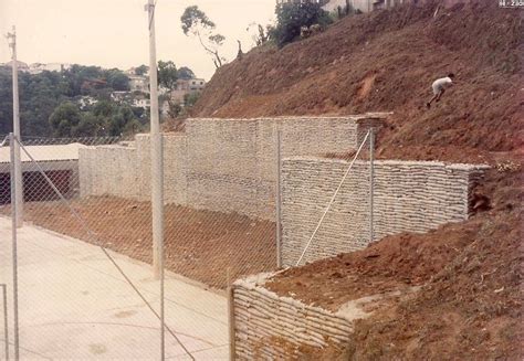 O Que E Muro De Arrimo - Muro de Arrimo: O que é, para que serve | Muro de contenção, Muro ...