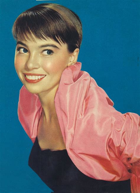 Leslie Caron – We Heart Vintage blog: retro fashion, cinema and photography