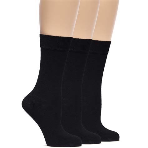 17 Best Bamboo Socks For Women - Odor-Resistant & Nature-Friendly