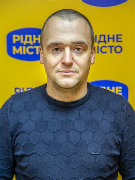 Роман Кикоть / Досьє
