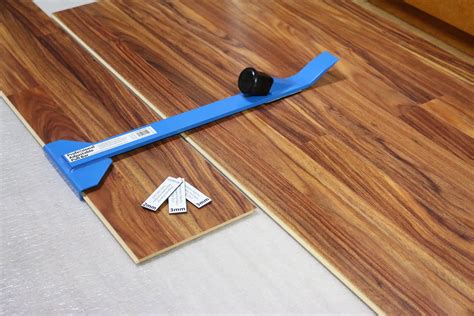 Laminate Flooring Tools Pull Bar – Flooring Tips