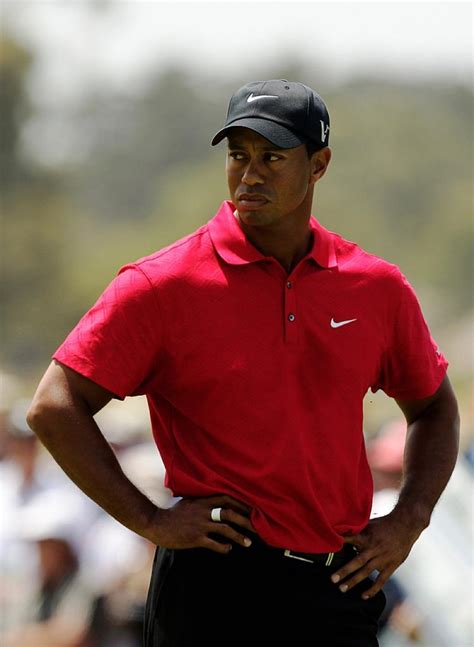 Tiger Woods Nike Ad Features Woods' Late Father | The Epoch Times