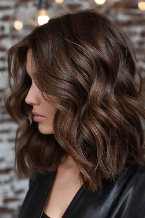 Transform Your Look With These Trendy Highlight Colors For Short Brown Hair That Add Depth And Dimension 12