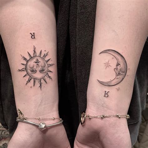 Tatuagem Sol E Lua Significado Casal - 105 fotos de tatuagem sol e lua lindas e variadas cheias de significado ...