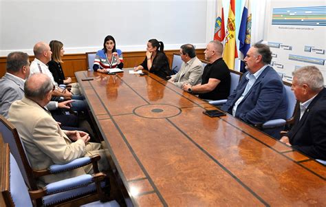 Igual propone conceder la Medalla de Oro al Colegio de Agentes