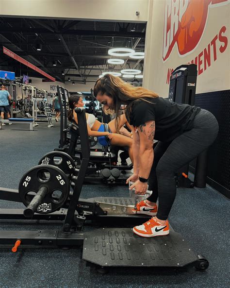 Crunch Fitness - Meet @danyu007 and their favorite piece of equipment