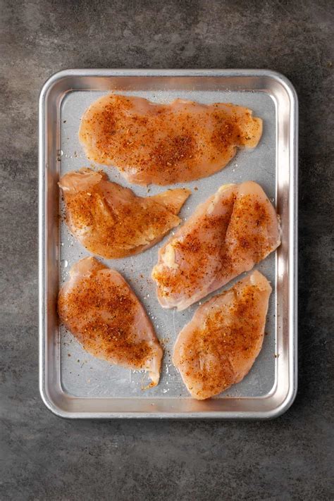 Baked Chicken Breasts | Cookies & Cups - experiencedgifts