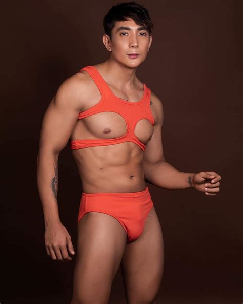 Mantology - IN PHOTOS | Model Kim Gomez @jessekimg as...
