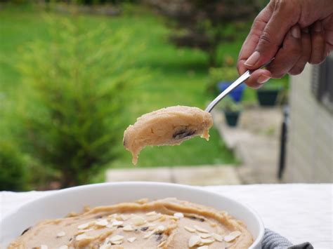 This Muslim Girl Bakes: Sooji Halwa - Semolina Halwa.