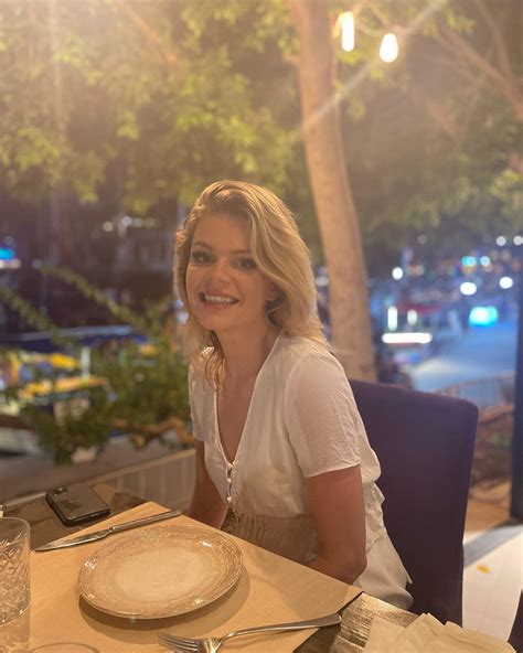 Davina Michelle - България