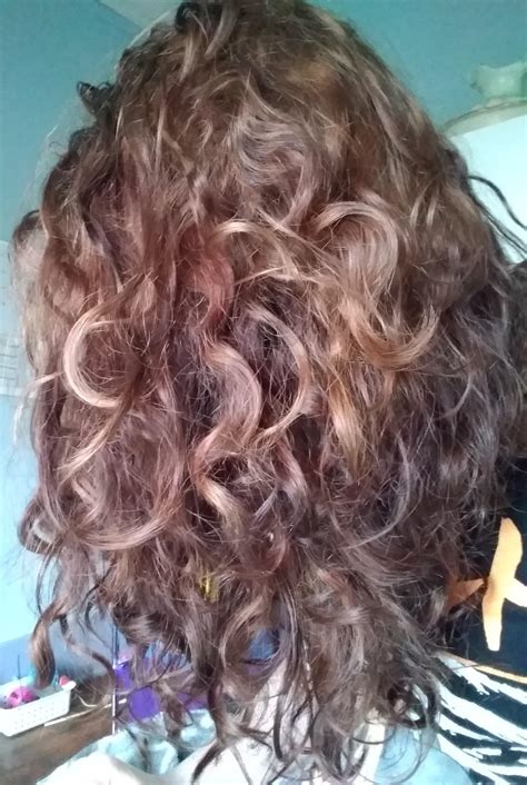 Expert guide for how to get fluffy hair without any damage 7