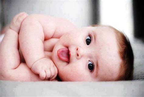 perhatikan hal   fisik bayi   lahir