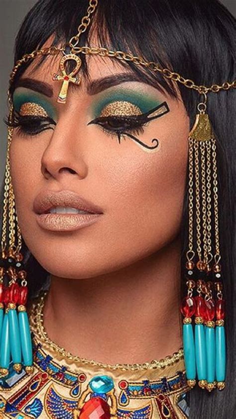 Pin on Halloween Makeup | Egyptian eye makeup, Egyptian makeup, Egypt ...
