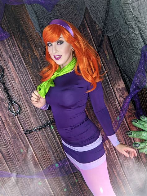 JEEPERS!! DAPHNE cosplay by (self) Lisa Pinelli : r/cosplaygirls