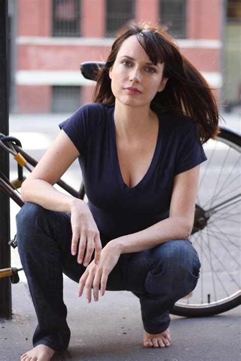 Julie Ann Emery's feet