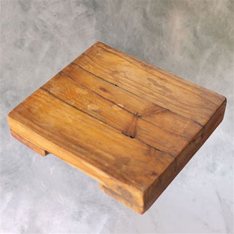 square wooden board anrule