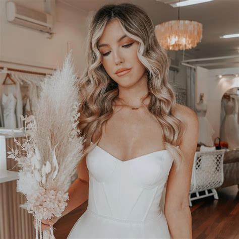 Your Australian bridal designer - Wedding dresses australia. Snowflake