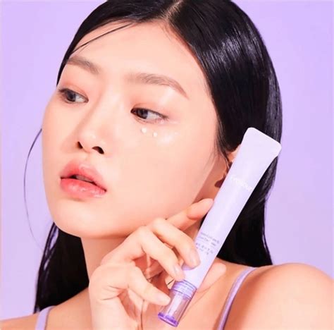 Крем Fraijour Retin-Collagen 3D обеспечивает лифтинг-эффект ...