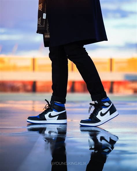 Jordan 1 High 'Royal Toe' on a rainy day : Sneakers
